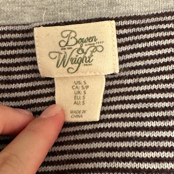 Bowen & Wright Men’s Cotton V-Neck Sweater (S) - Picture 3 of 4